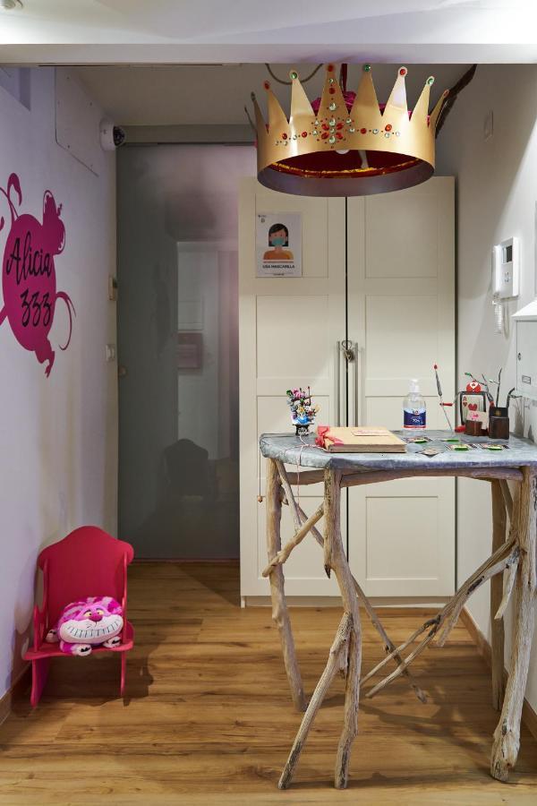 Pension Aliciazzz Bed And Breakfast Bilbao Eksteriør bilde