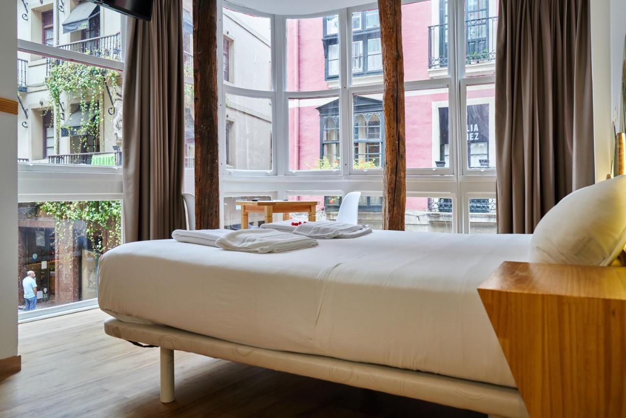 Pension Aliciazzz Bed And Breakfast Bilbao Eksteriør bilde