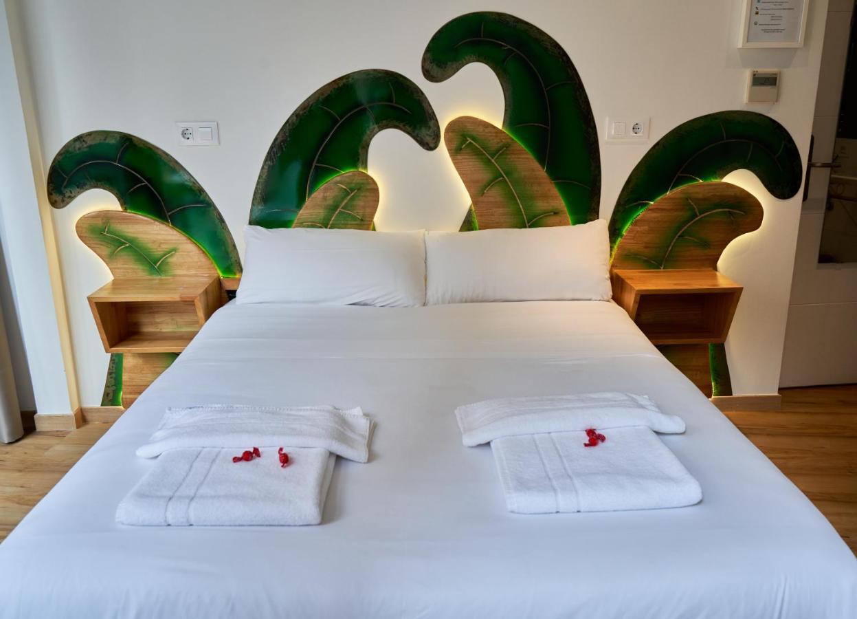 Pension Aliciazzz Bed And Breakfast Bilbao Eksteriør bilde