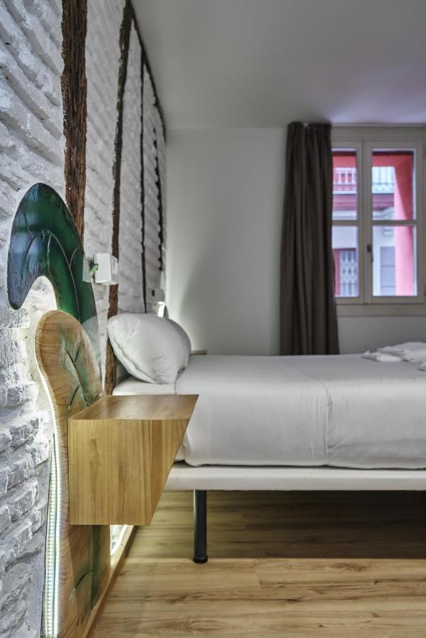 Pension Aliciazzz Bed And Breakfast Bilbao Eksteriør bilde