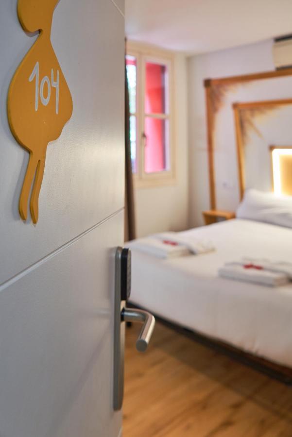 Pension Aliciazzz Bed And Breakfast Bilbao Eksteriør bilde