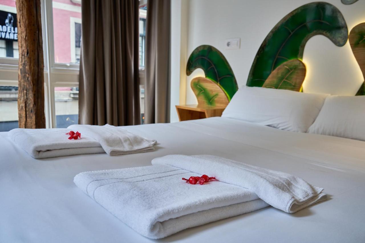 Pension Aliciazzz Bed And Breakfast Bilbao Eksteriør bilde